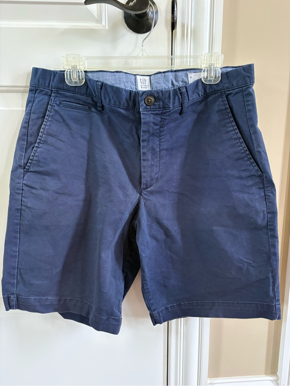 GAP Men's Navy Flat Front Chino Shorts